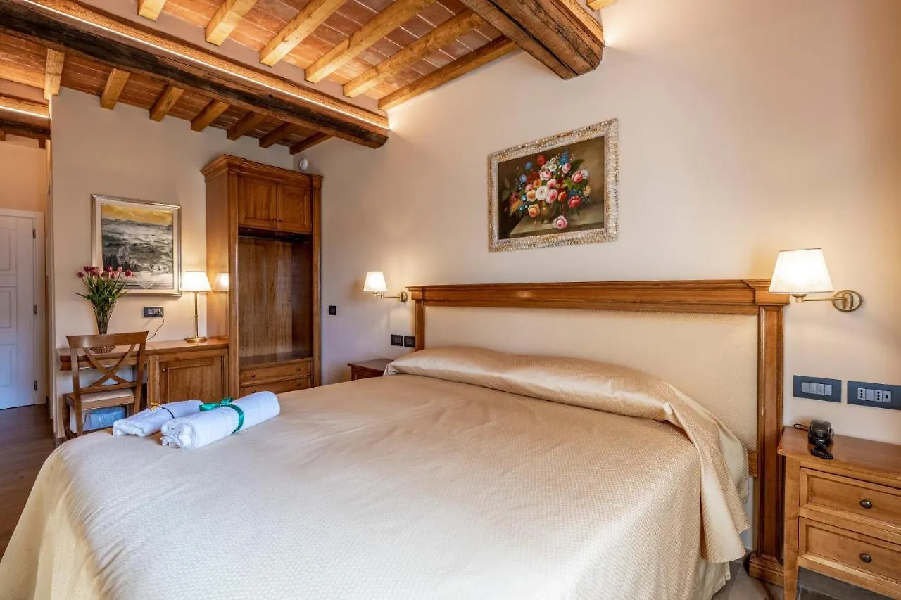 Palazzo Del Mercante Montepulciano 0*,  Italy